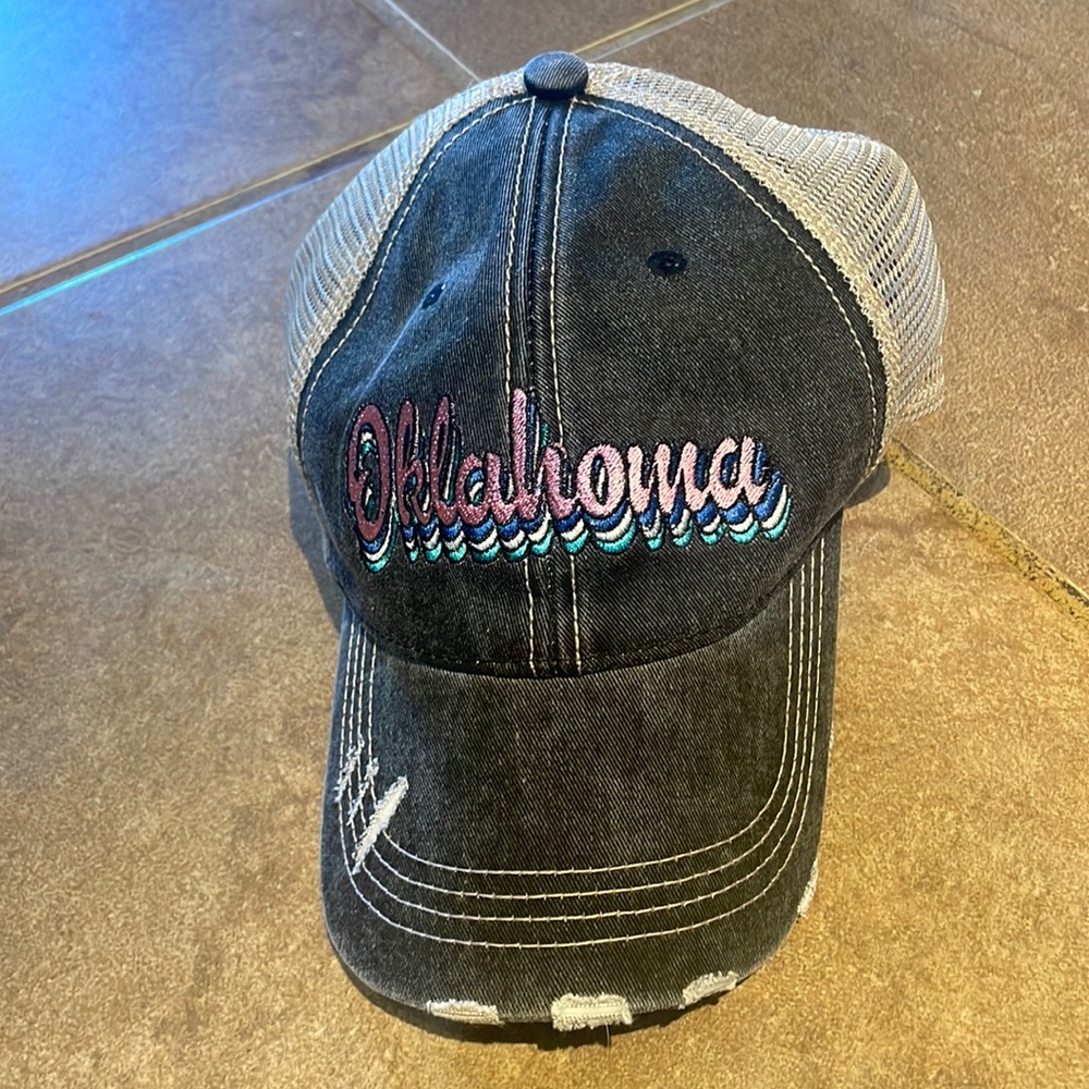 Katydid Oklahoma distressed hat